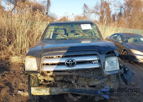2004 Toyota Tundra Sr5 V8 z USA, uszkodzony, nr VIN 5TBET34134S445815
